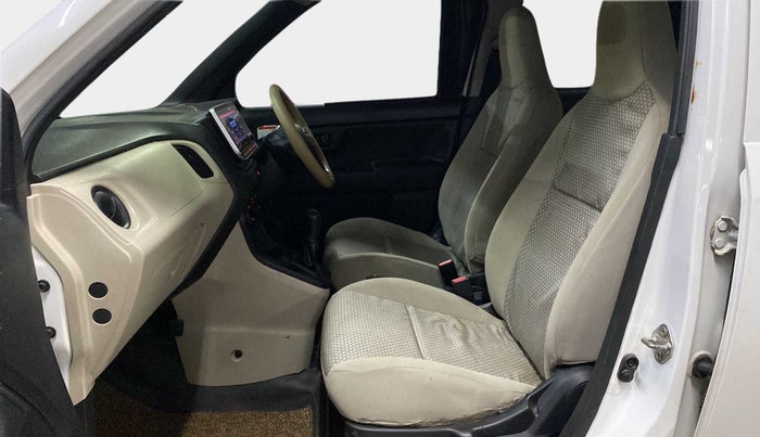 2019 Maruti New Wagon-R LXI CNG 1.0, CNG, Manual, 86,195 km, Right Side Front Door Cabin