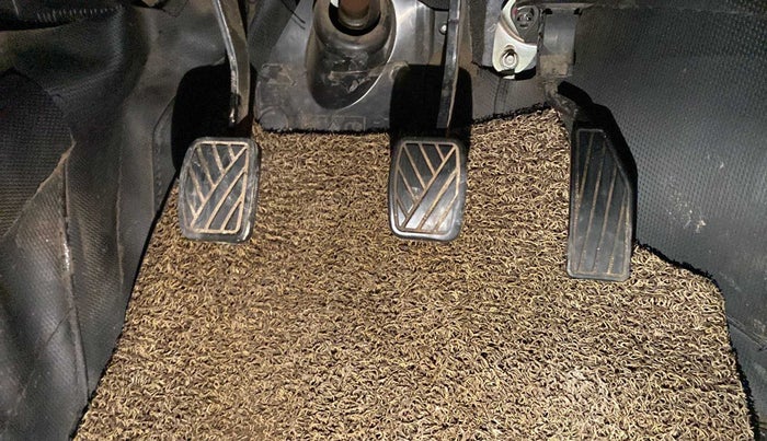 2019 Maruti New Wagon-R LXI CNG 1.0, CNG, Manual, 86,195 km, Pedals