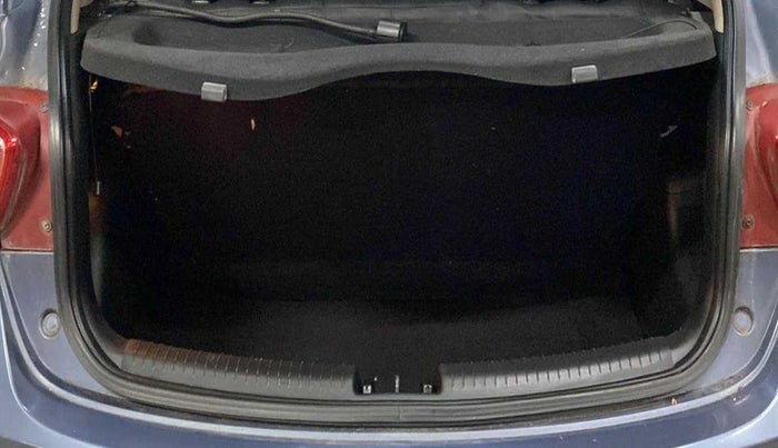 2014 Hyundai Grand i10 ASTA AT 1.2 KAPPA VTVT, Petrol, Automatic, 33,276 km, Boot Inside