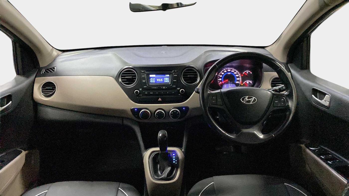 2014 Hyundai Grand i10 ASTA AT 1.2 KAPPA VTVT, Petrol, Automatic, 33,276 km, Dashboard