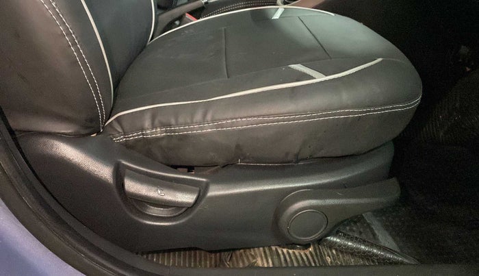 2014 Hyundai Grand i10 ASTA AT 1.2 KAPPA VTVT, Petrol, Automatic, 33,276 km, Driver Side Adjustment Panel