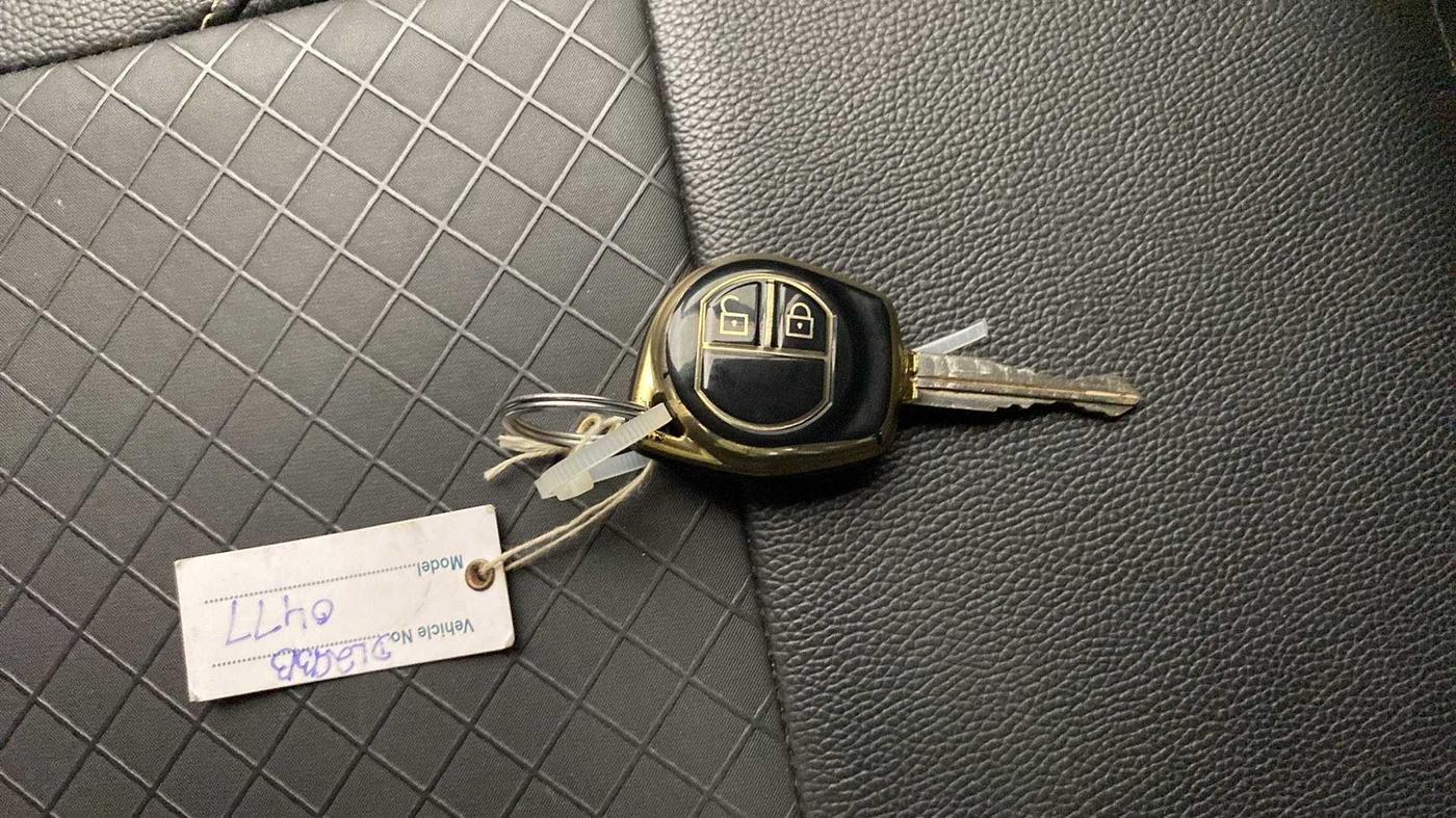 2019 Maruti S PRESSO VXI PLUS AMT, Petrol, Automatic, 26,534 km, Key Close Up
