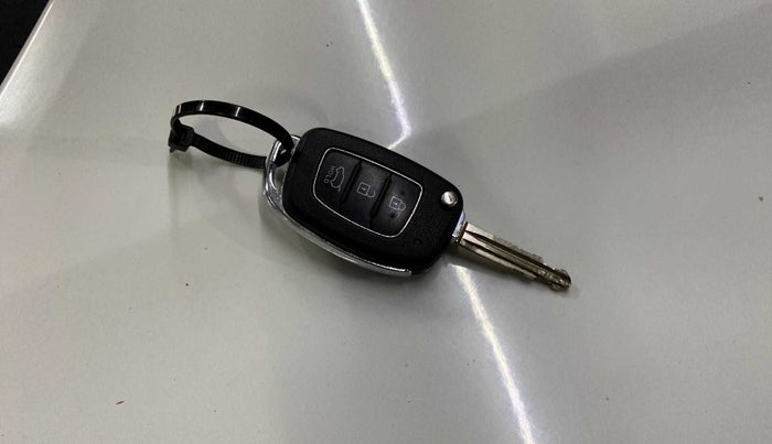 2018 Hyundai Elite i20 ASTA 1.2  CVT, Petrol, Automatic, 29,731 km, Key Close Up
