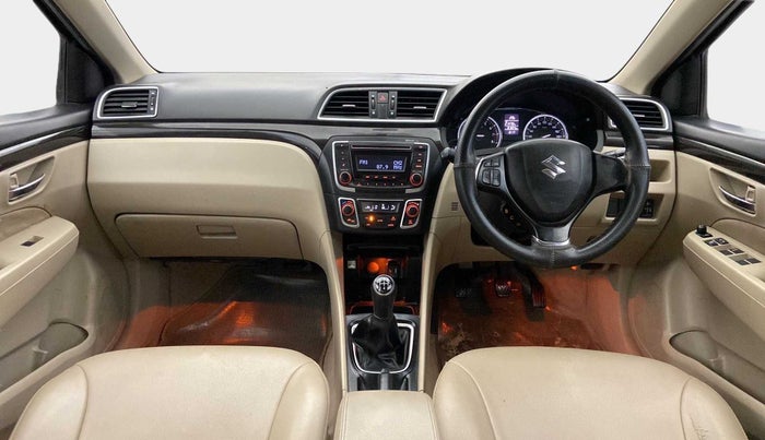 2014 Maruti Ciaz ZXI, Petrol, Manual, 82,184 km, Dashboard