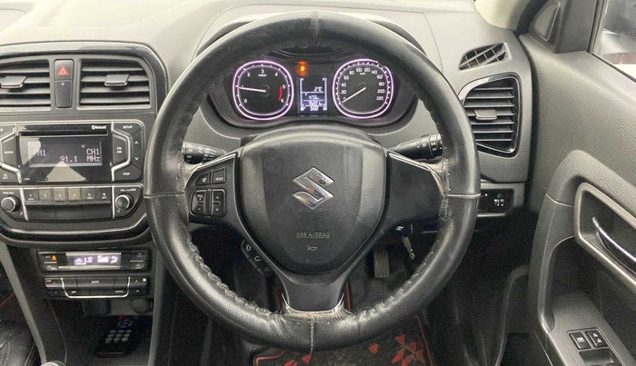 2016 Maruti Vitara Brezza ZDI, Diesel, Manual, 76,173 km, Steering Wheel Close Up