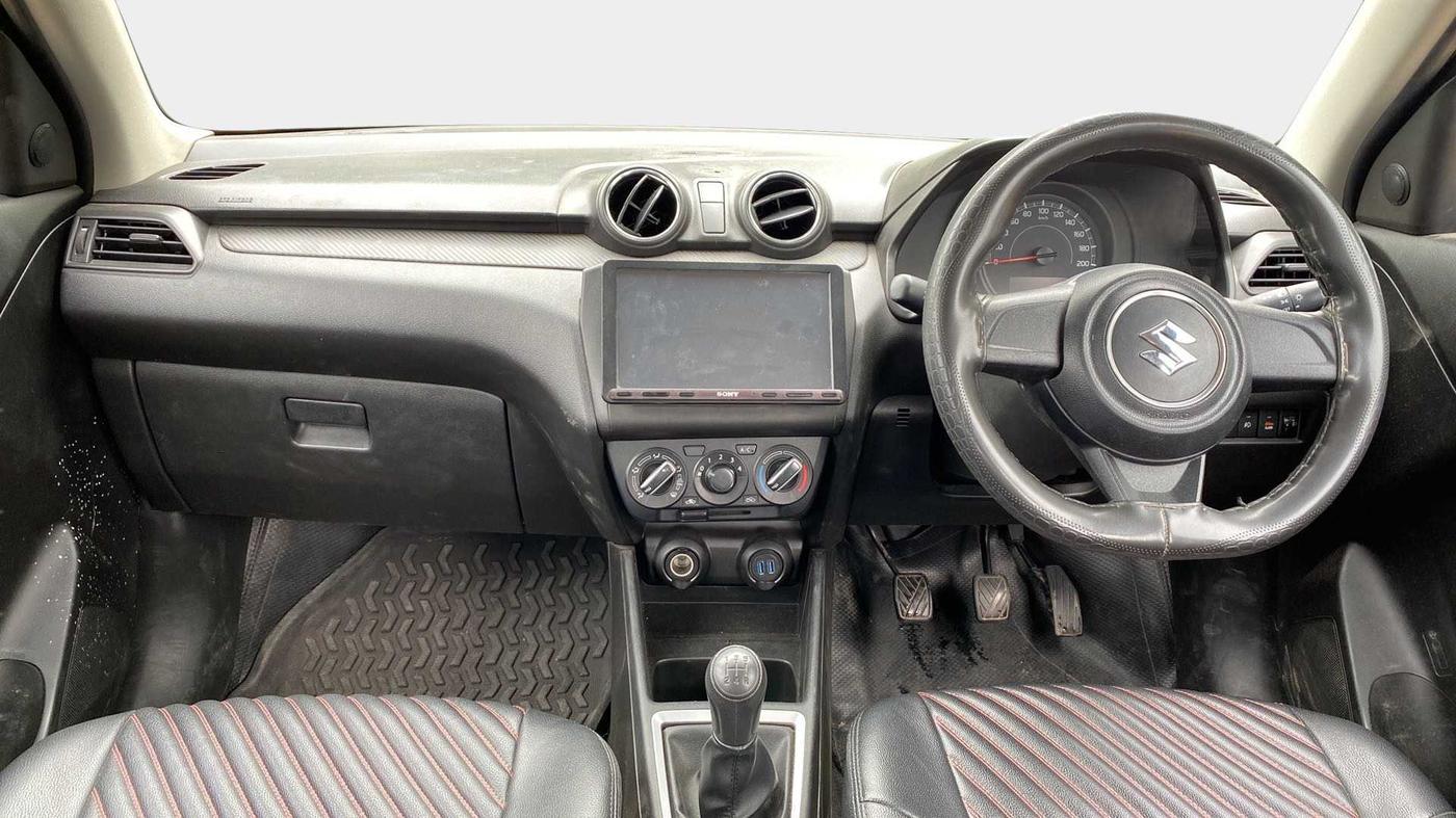 2021 Maruti Swift LXI, CNG, Manual, 29,057 km, Dashboard
