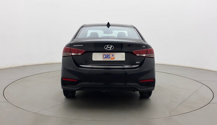 2019 Hyundai Verna 1.6 VTVT SX + AT, Petrol, Automatic, 29,743 km, Back/Rear