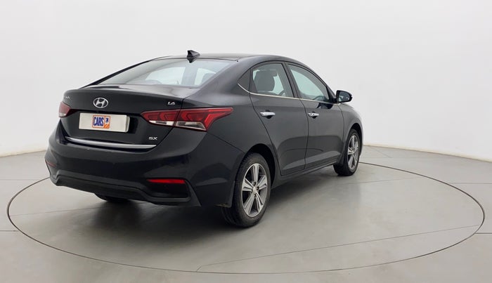 2019 Hyundai Verna 1.6 VTVT SX + AT, Petrol, Automatic, 29,743 km, Right Back Diagonal