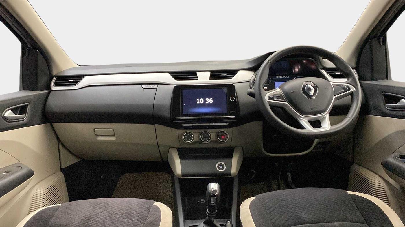 2022 Renault TRIBER RXZ AMT, Petrol, Automatic, 8,954 km, Dashboard