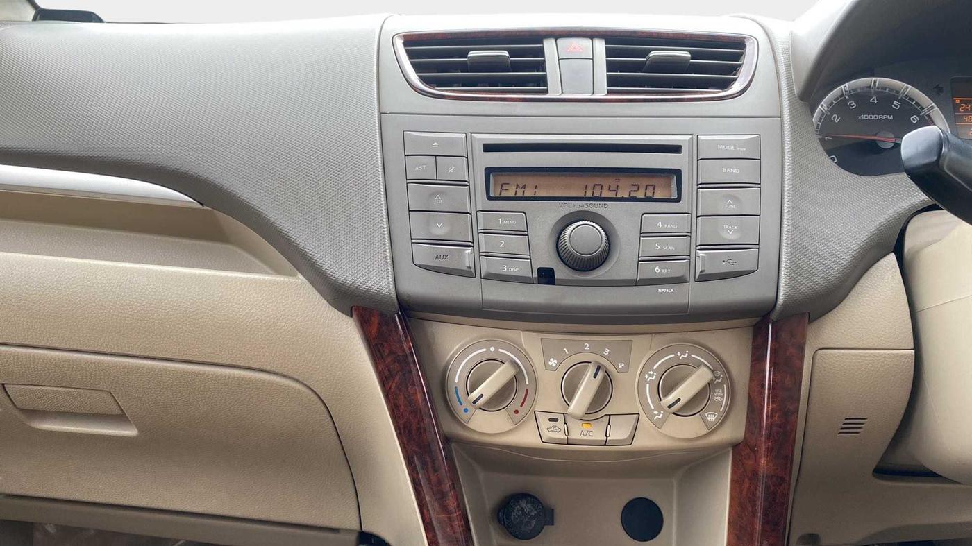 2013 Maruti Ertiga VXI, Petrol, Manual, 48,684 km, Air Conditioner
