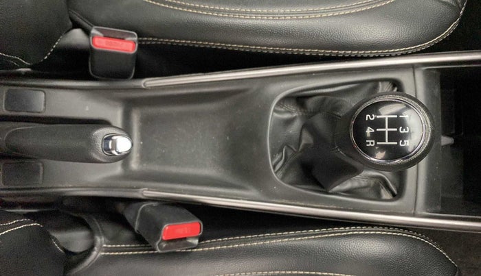 2019 Maruti Baleno DELTA PETROL 1.2, Petrol, Manual, 74,173 km, Gear Lever