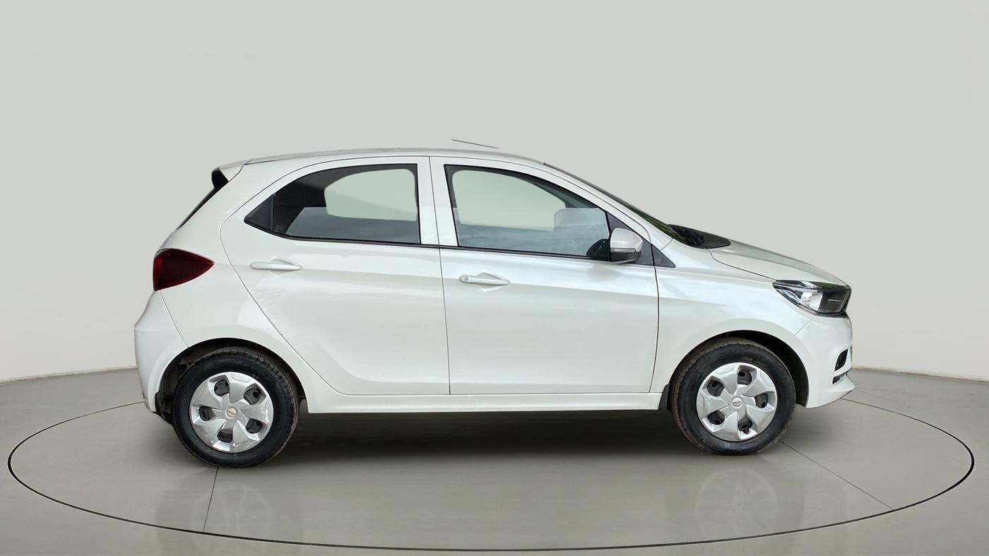 2021 Tata Tiago XT (O) PETROL, Petrol, Manual, 23,950 km, Right Side View