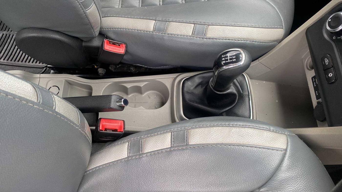 2016 Tata Tiago XZ PETROL, Petrol, Manual, 60,084 km, Gear Lever