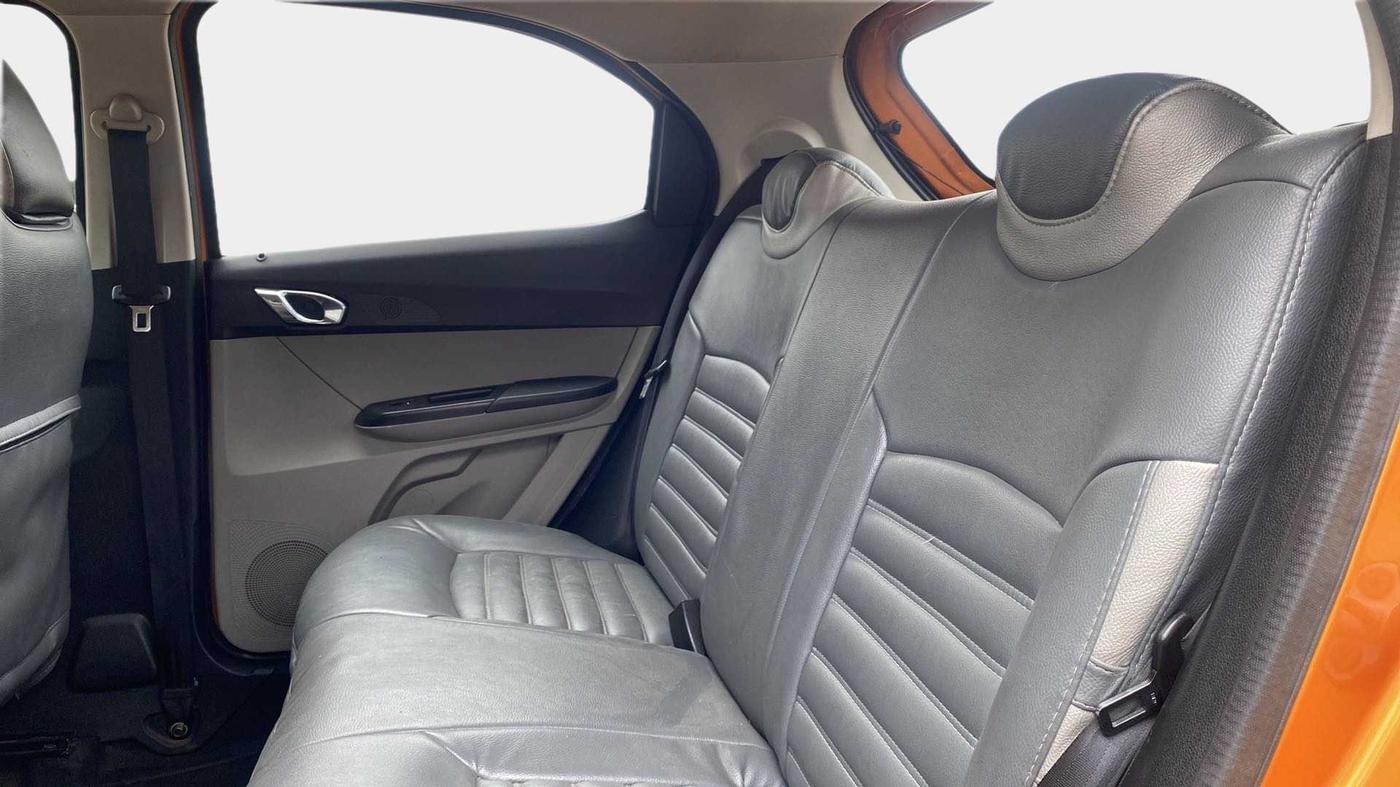 2016 Tata Tiago XZ PETROL, Petrol, Manual, 60,084 km, Right Side Rear Door Cabin