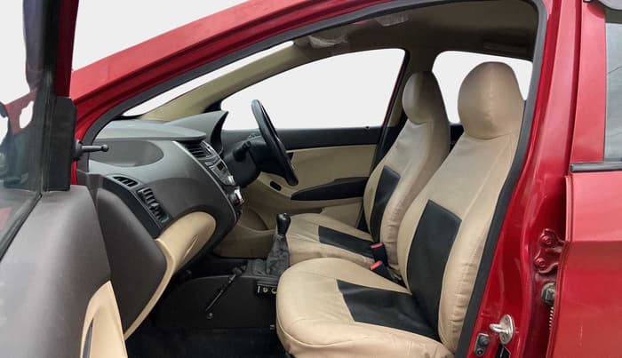 2017 Hyundai Eon MAGNA + AIRBAG, Petrol, Manual, 14,296 km, Right Side Front Door Cabin