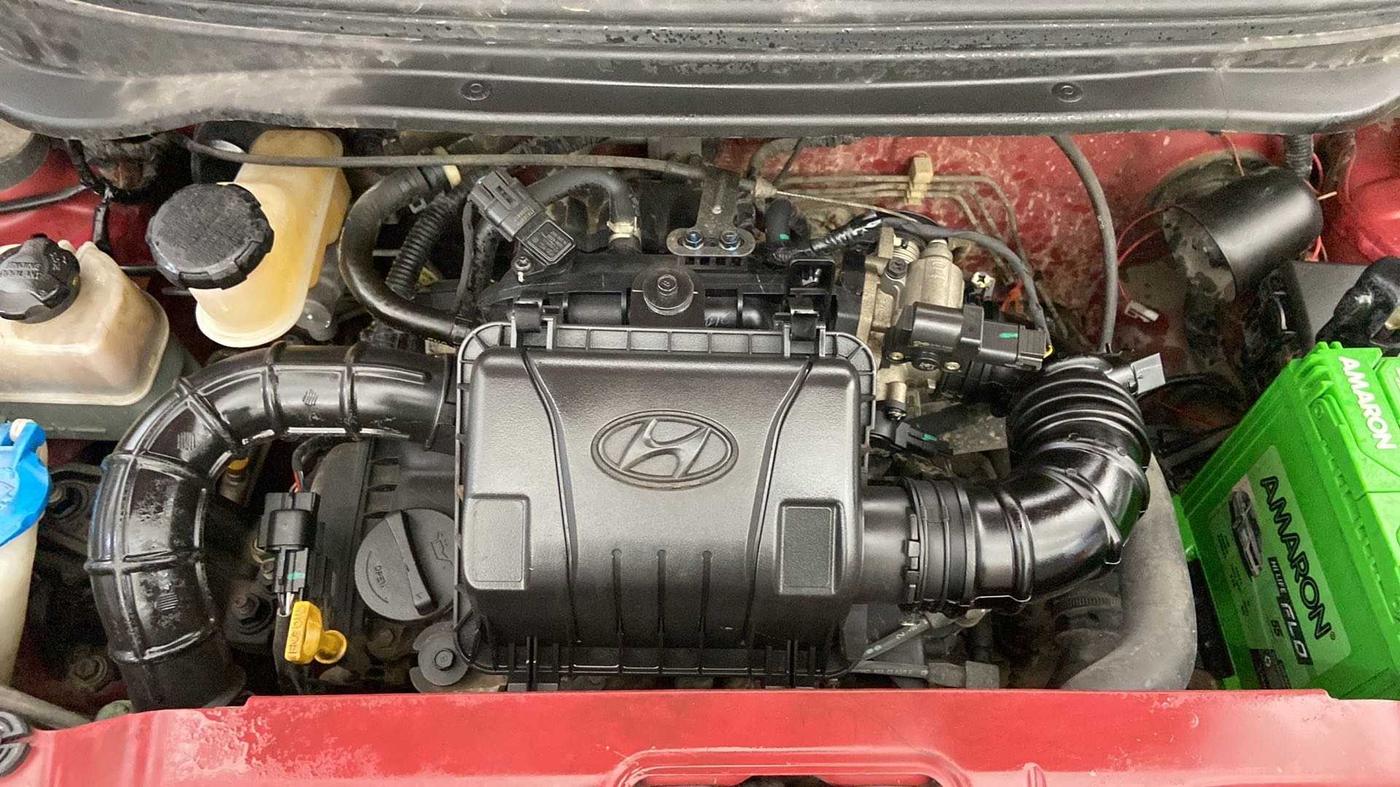 2017 Hyundai Eon MAGNA + AIRBAG, Petrol, Manual, 14,296 km, Open Bonet