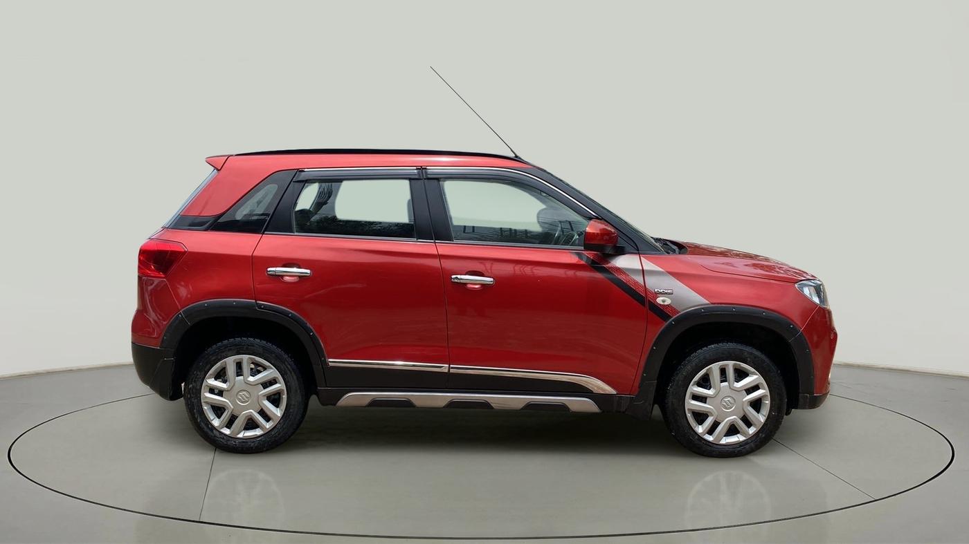 2019 Maruti Vitara Brezza VDI, Diesel, Manual, 55,600 km, Right Side View