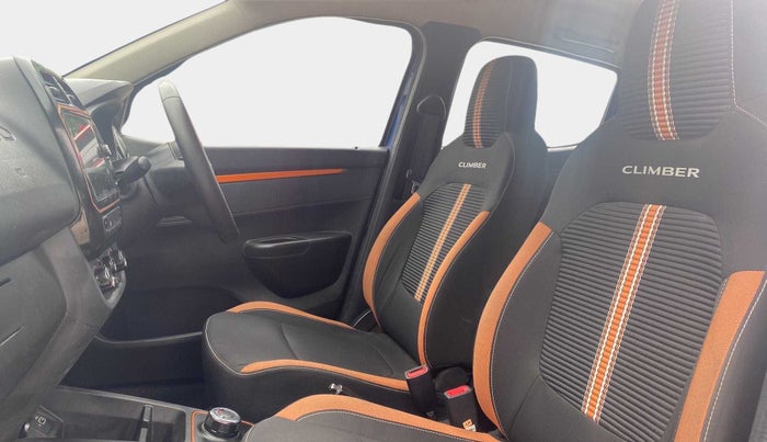 2021 Renault Kwid CLIMBER 1.0 AMT (O), Petrol, Automatic, 24,282 km, Right Side Front Door Cabin