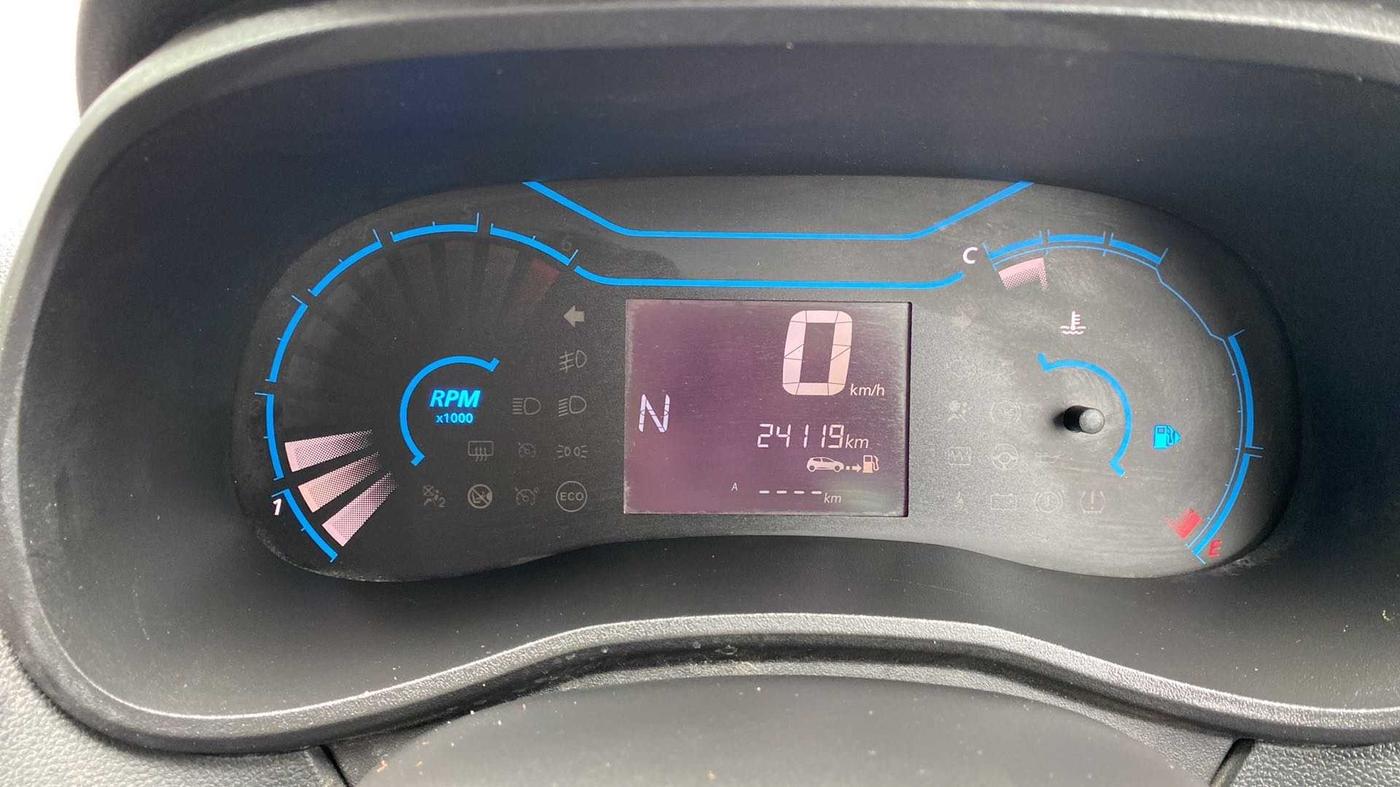 2021 Renault Kwid CLIMBER 1.0 AMT (O), Petrol, Automatic, 24,282 km, Odometer Image