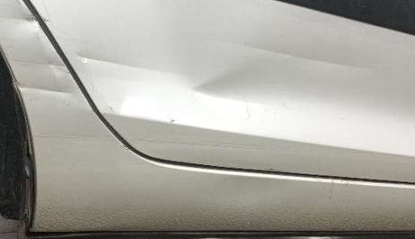 2014 Maruti Swift Dzire VXI, Petrol, Manual, 49,664 km, Right running board - Slightly dented