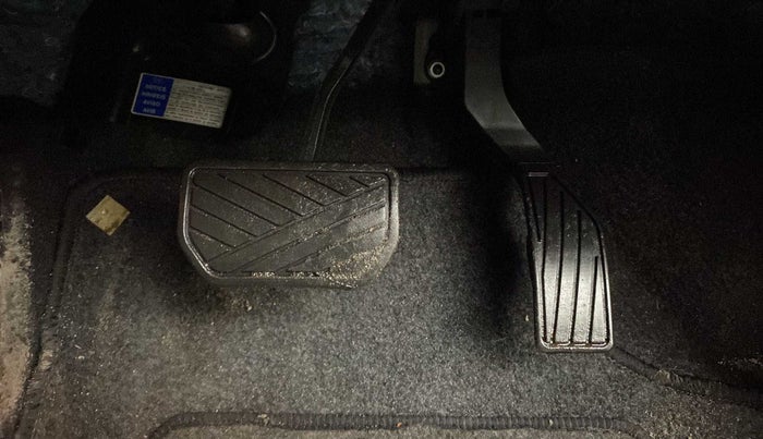 2021 Toyota URBAN CRUISER HIGH GRADE AT, Petrol, Automatic, 25,926 km, Pedals