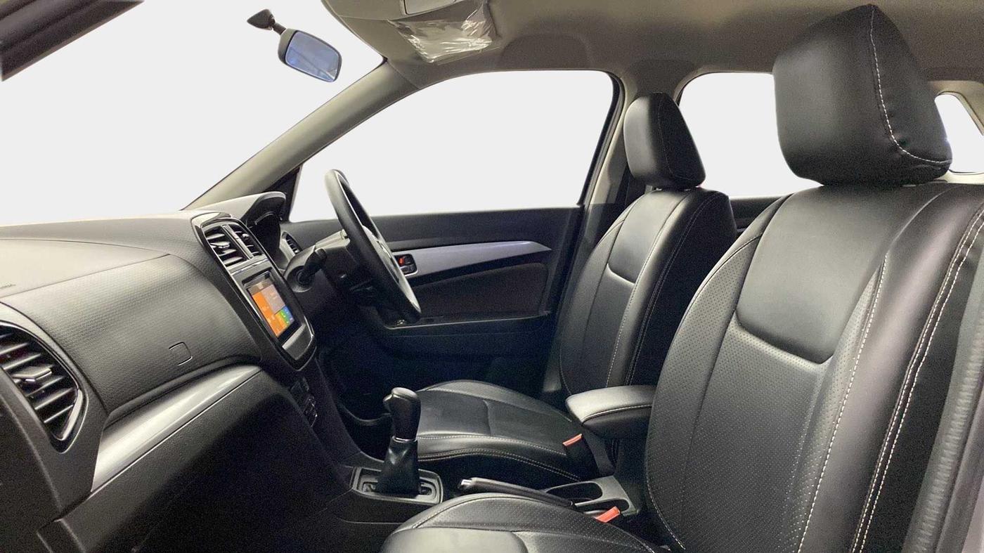 2021 Toyota URBAN CRUISER HIGH GRADE AT, Petrol, Automatic, 25,926 km, Right Side Front Door Cabin