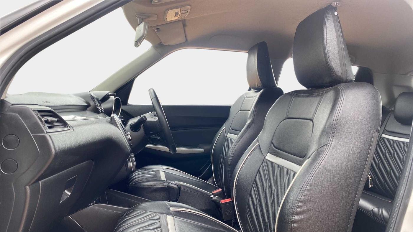 2019 Maruti Swift ZXI AMT, Petrol, Automatic, 34,361 km, Right Side Front Door Cabin