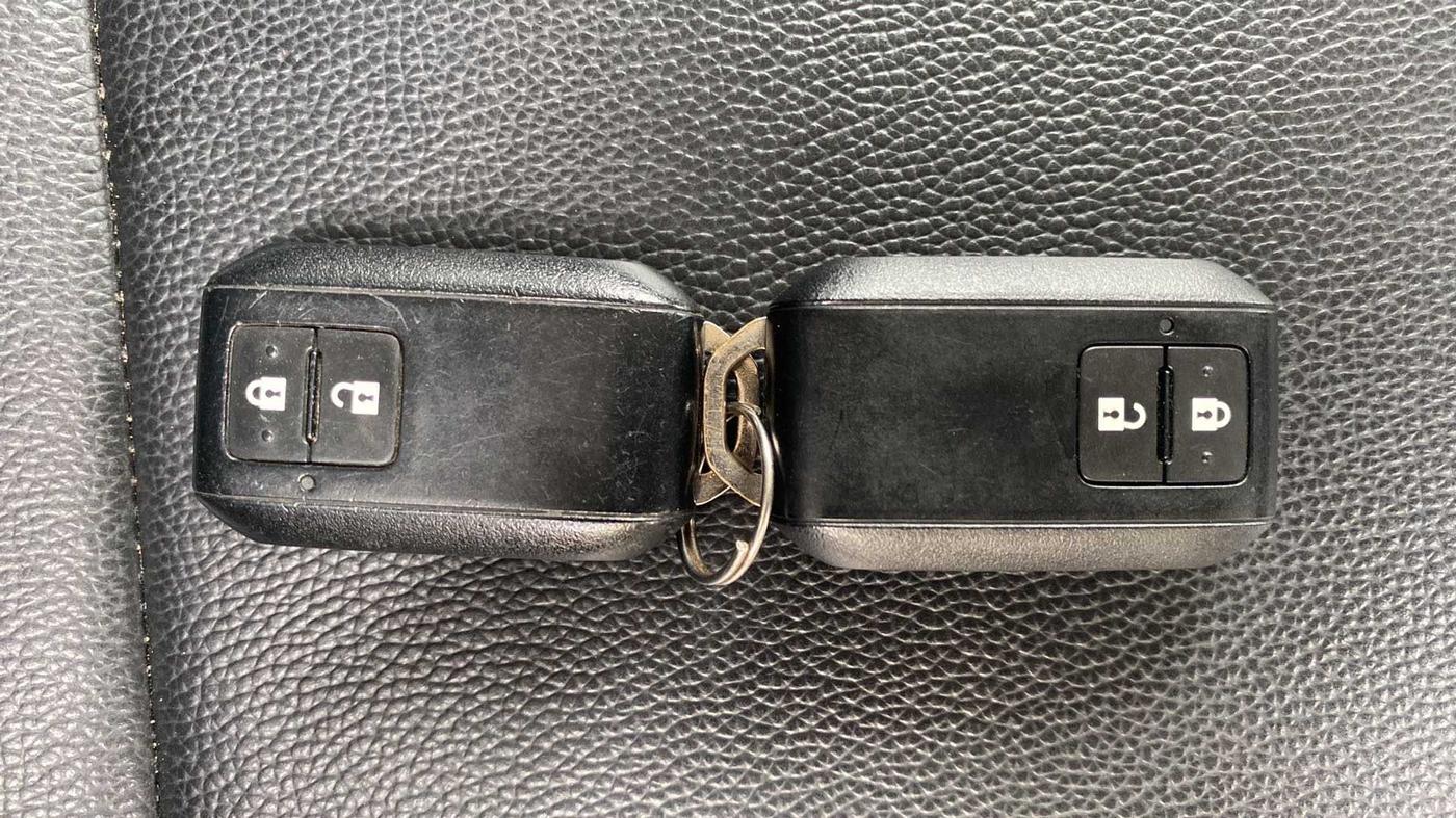 2019 Maruti Swift ZXI AMT, Petrol, Automatic, 34,361 km, Key Close Up