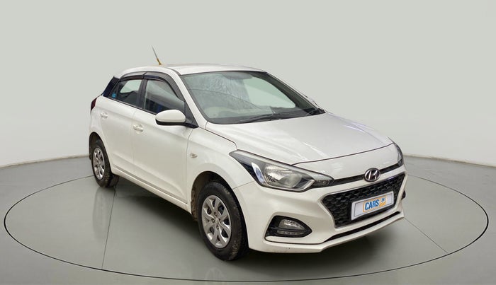 2020 Hyundai Elite i20 MAGNA PLUS 1.2, Petrol, Manual, 82,145 km, Right Front Diagonal