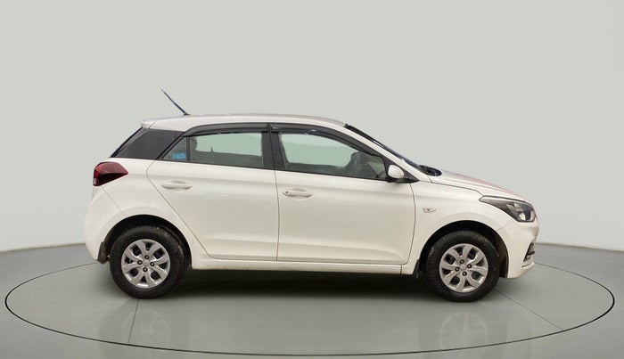 2020 Hyundai Elite i20 MAGNA PLUS 1.2, Petrol, Manual, 82,145 km, Right Side View