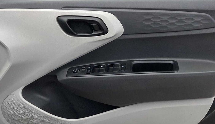 2021 Hyundai GRAND I10 NIOS MAGNA 1.2 KAPPA VTVT CNG, CNG, Manual, 19,835 km, Driver Side Door Panels Control