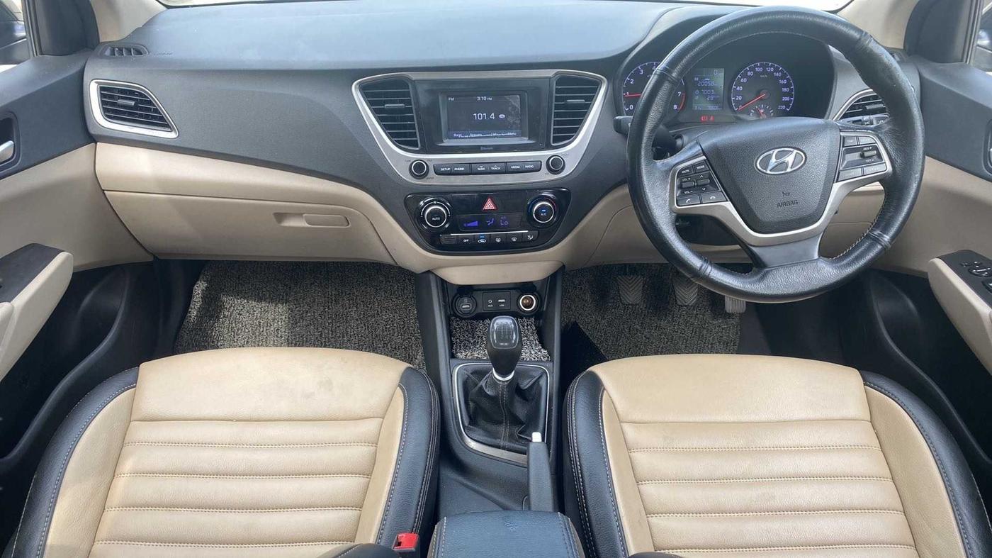2019 Hyundai Verna 1.4 EX PETROL, Petrol, Manual, 70,775 km, Dashboard
