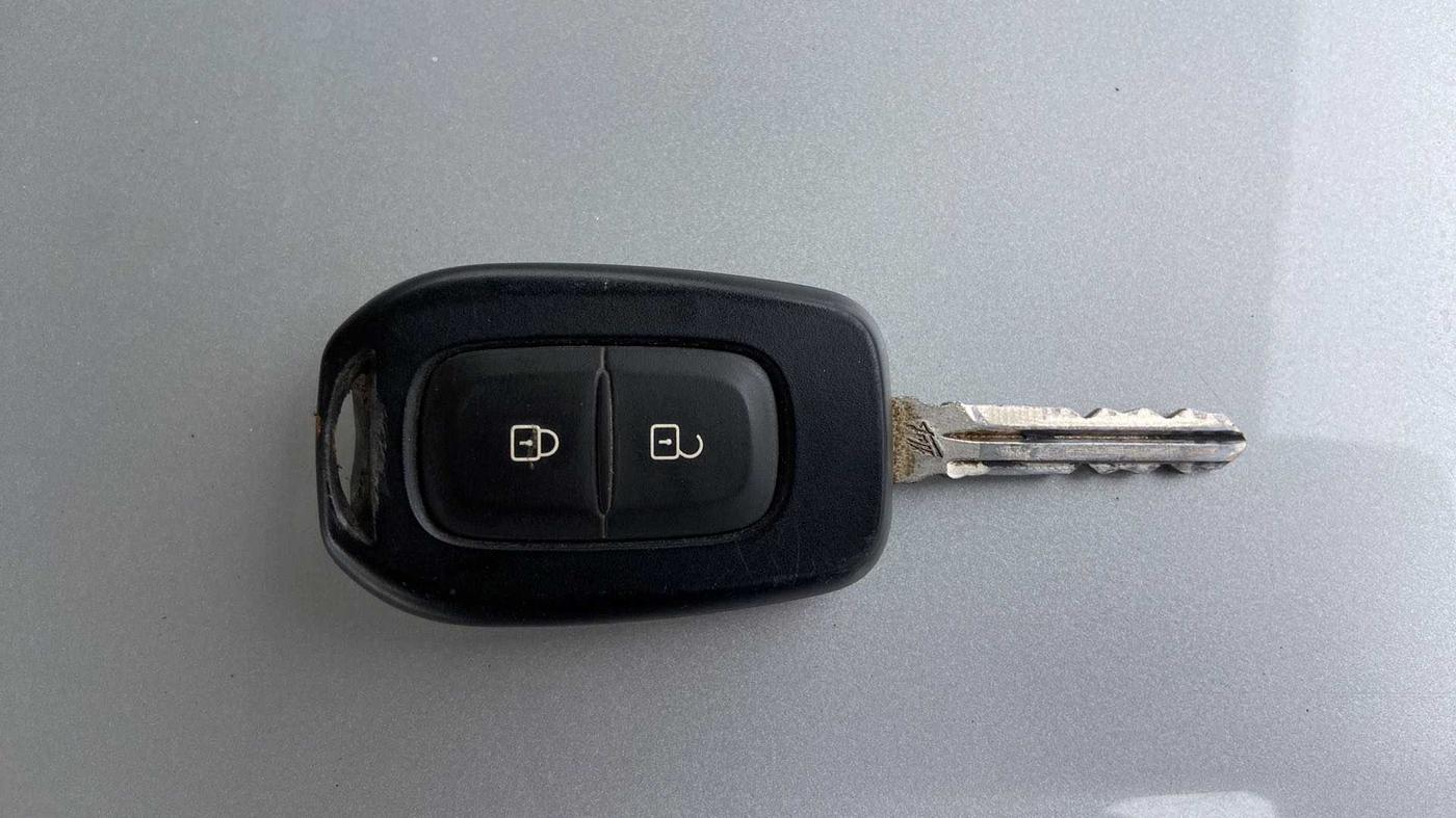 2018 Renault Duster 110 PS RXS 4X2 AMT DIESEL, Diesel, Automatic, 35,435 km, Key Close Up
