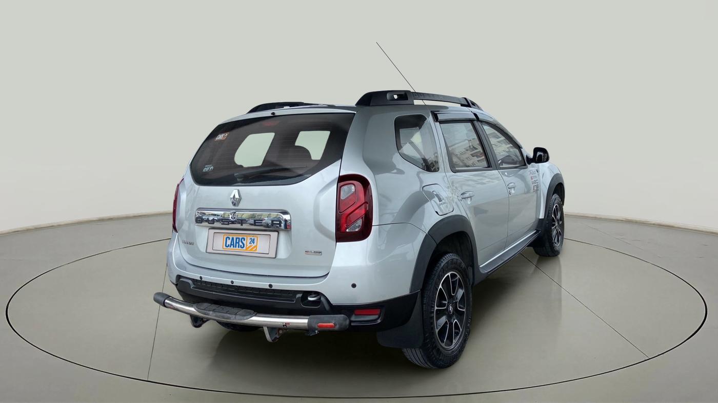 2018 Renault Duster 110 PS RXS 4X2 AMT DIESEL, Diesel, Automatic, 35,435 km, Right Back Diagonal