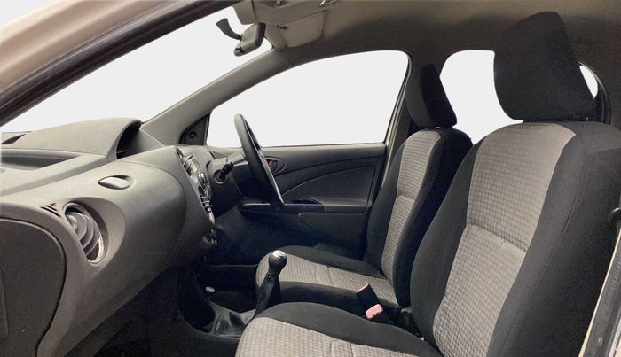 2013 Toyota Etios Liva G, Petrol, Manual, 1,03,571 km, Right Side Front Door Cabin