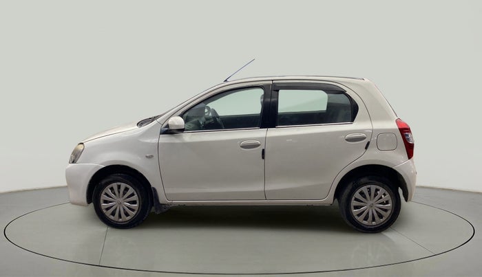 2013 Toyota Etios Liva G, Petrol, Manual, 1,03,571 km, Left Side