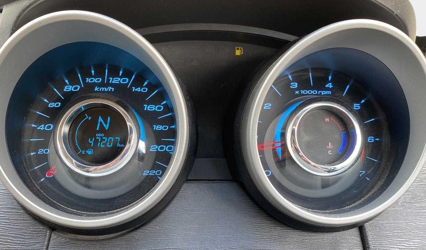 2016 Mahindra XUV500 W8, Diesel, Manual, 47,188 km, Odometer Image