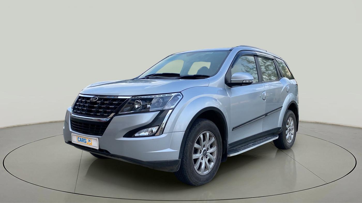 2016 Mahindra XUV500 W8, Diesel, Manual, 47,188 km, Left Front Diagonal