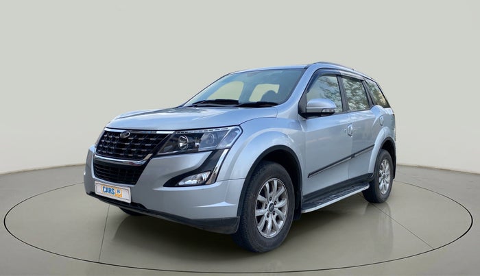 2016 Mahindra XUV500 W8, Diesel, Manual, 47,188 km, Left Front Diagonal