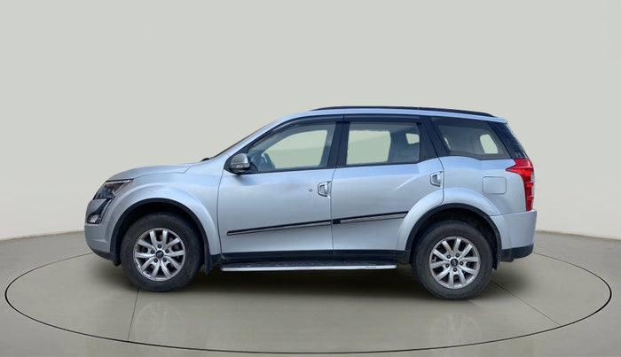 2016 Mahindra XUV500 W8, Diesel, Manual, 47,188 km, Left Side