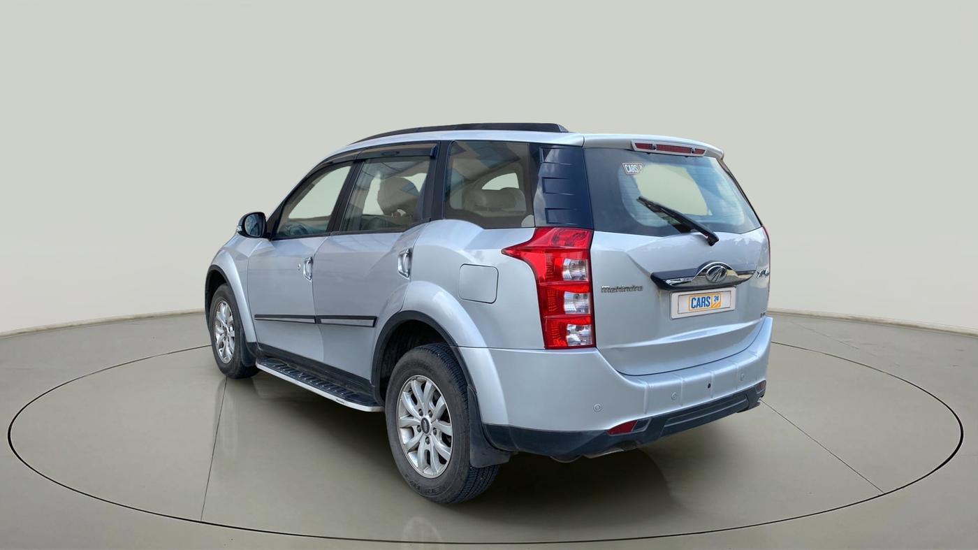 2016 Mahindra XUV500 W8, Diesel, Manual, 47,188 km, Left Back Diagonal