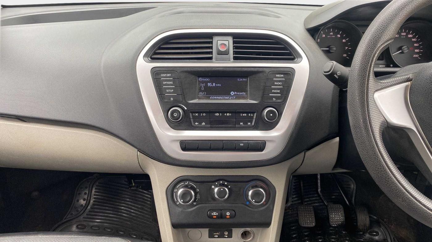 2017 Tata Tiago XT PETROL, Petrol, Manual, 48,272 km, Air Conditioner