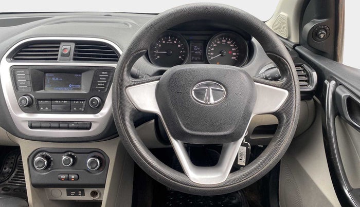 2017 Tata Tiago XT PETROL, Petrol, Manual, 48,272 km, Steering Wheel Close Up