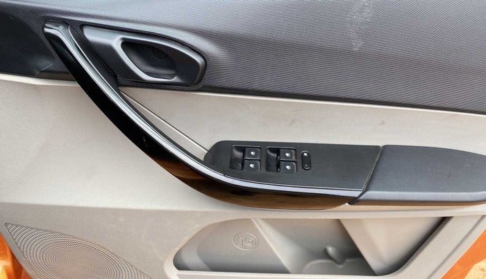 2017 Tata Tiago XT PETROL, Petrol, Manual, 48,272 km, Driver Side Door Panels Control