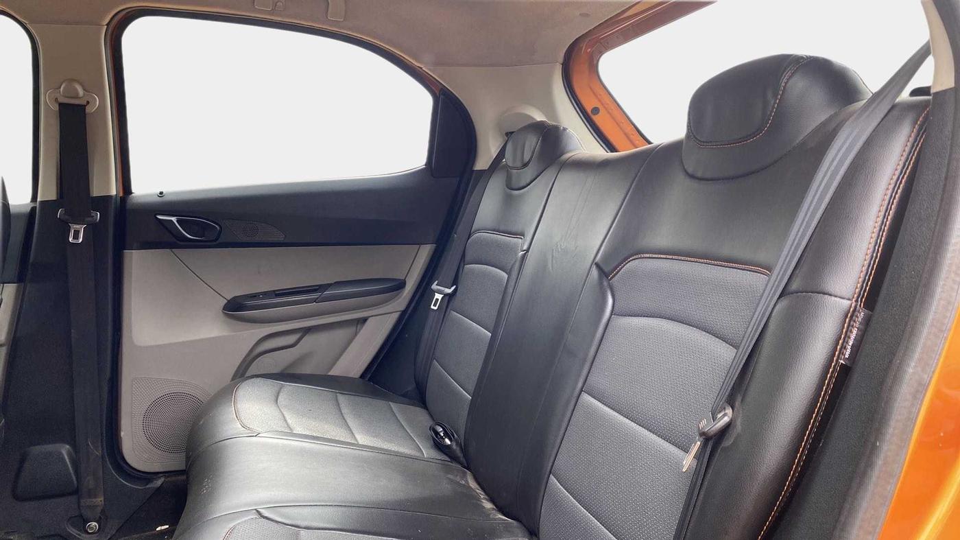 2017 Tata Tiago XT PETROL, Petrol, Manual, 48,272 km, Right Side Rear Door Cabin