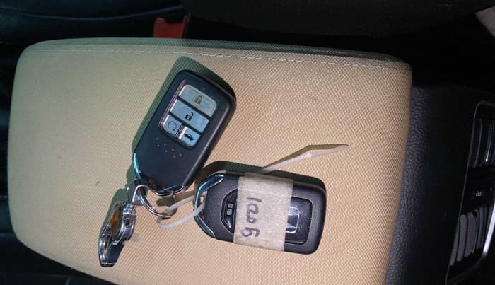 2022 Honda City 1.5L I-VTE V CVT, Petrol, Automatic, 14,134 km, Key Close Up
