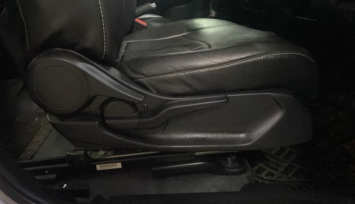2022 Honda City 1.5L I-VTE V CVT, Petrol, Automatic, 14,134 km, Driver Side Adjustment Panel