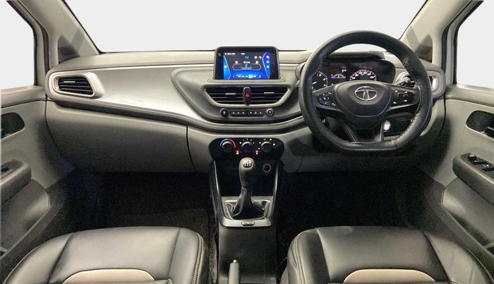 2020 Tata ALTROZ XT PETROL, Petrol, Manual, 35,032 km, Dashboard