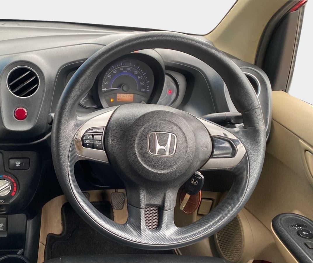 2015 Honda Brio S MT, Petrol, Manual, 51,030 km, Steering Wheel Close Up