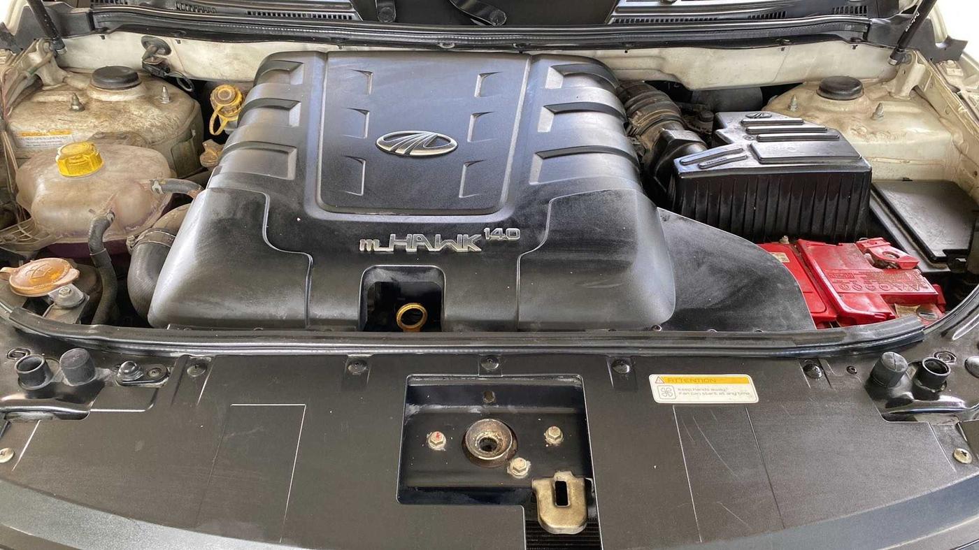 2017 Mahindra XUV500 W10, Diesel, Manual, 86,446 km, Open Bonet